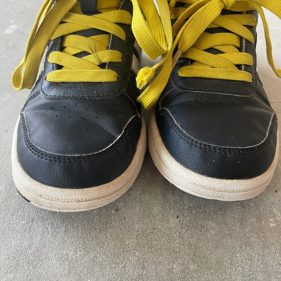 Adidas Shoes Men 4.5 Hoops MID sneakers Black White Basketball neon laces - Picture 6 of 11